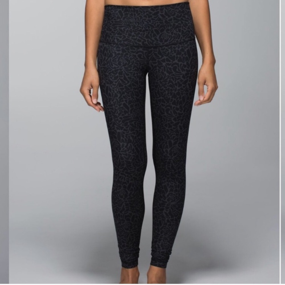 🌈SPRING SALE🌻🌷 EUC LULULEMON WUNDERUNDER PANT